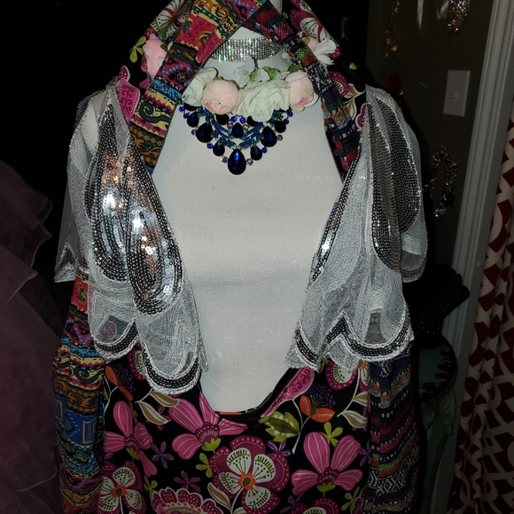 mostlypinkboutique@gmail.com - Picture 2 of 8